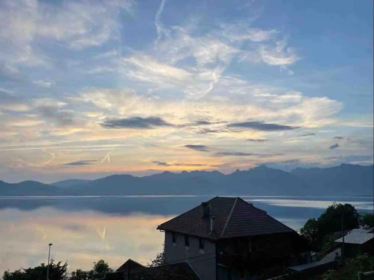 Chez Malou & Hugo Vue Lac Proche Suisse & Stations ! Saint-Gingolph Exterior photo
